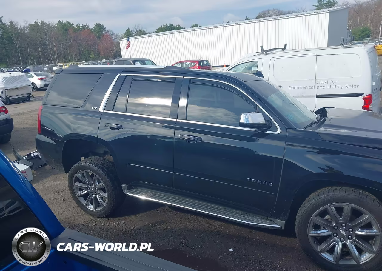 2015 Chevrolet Tahoe Ltz VIN:1GNSKCKC8FR621462 - 13