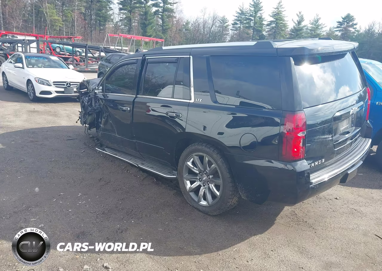 2015 Chevrolet Tahoe Ltz VIN:1GNSKCKC8FR621462 - 3