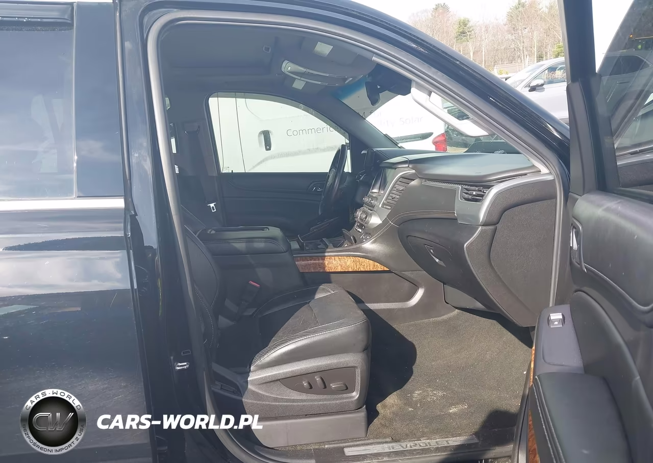 2015 Chevrolet Tahoe Ltz VIN:1GNSKCKC8FR621462 - 5