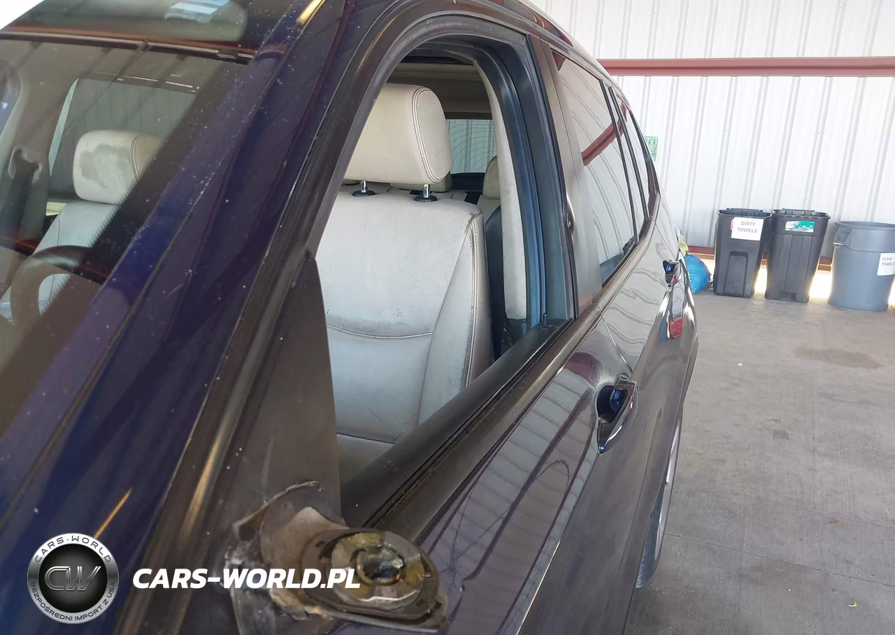 2011 BMW X3 xDrive28I VIN:5UXWX5C57BL704013 - 12