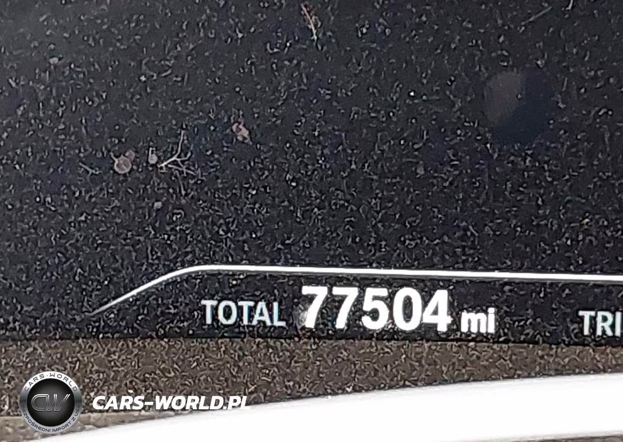 2019 BMW M550I xDrive VIN:WBAJB9C58KB464345 - 15
