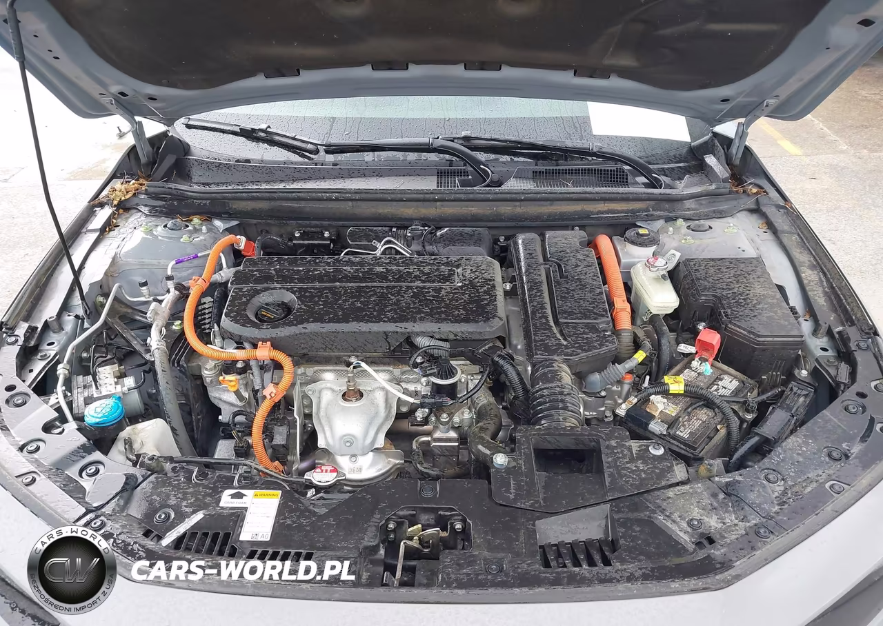 2023 Honda Accord Hybrid Sport-L VIN:1HGCY2F76PA043592 - 10
