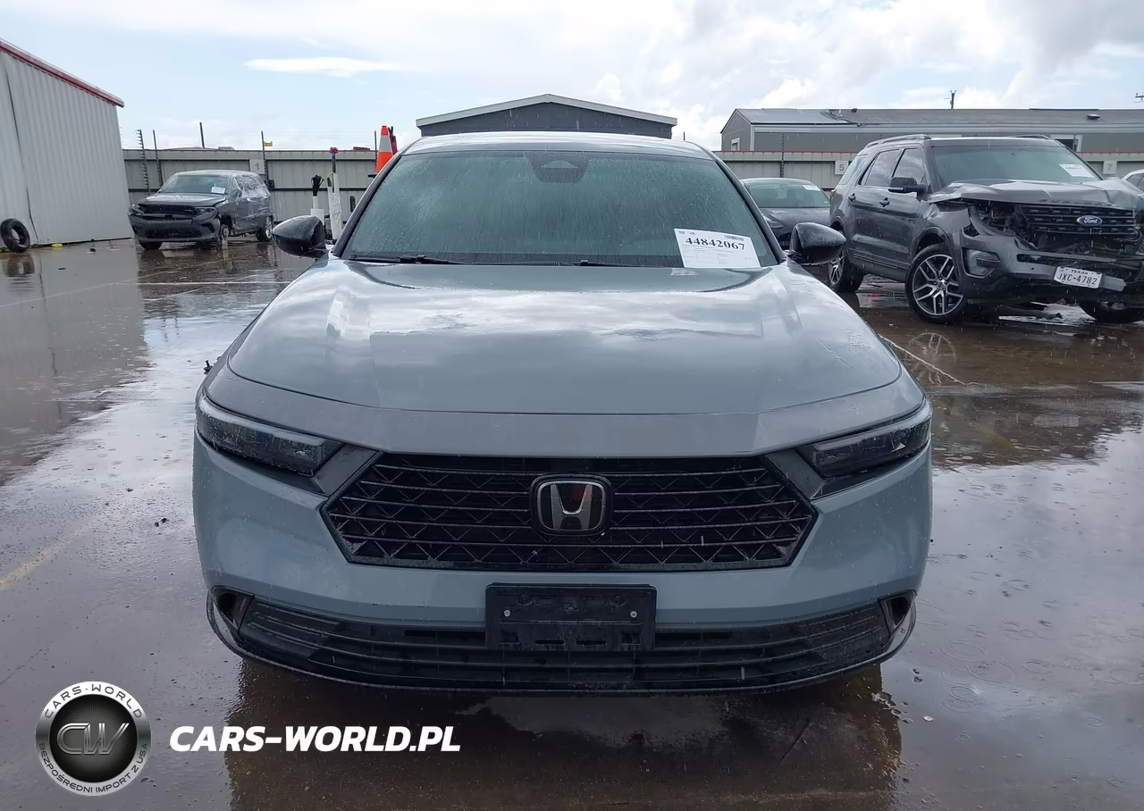 2023 Honda Accord Hybrid Sport-L VIN:1HGCY2F76PA043592 - 13