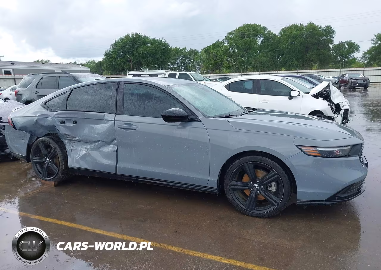 2023 Honda Accord Hybrid Sport-L VIN:1HGCY2F76PA043592 - 14