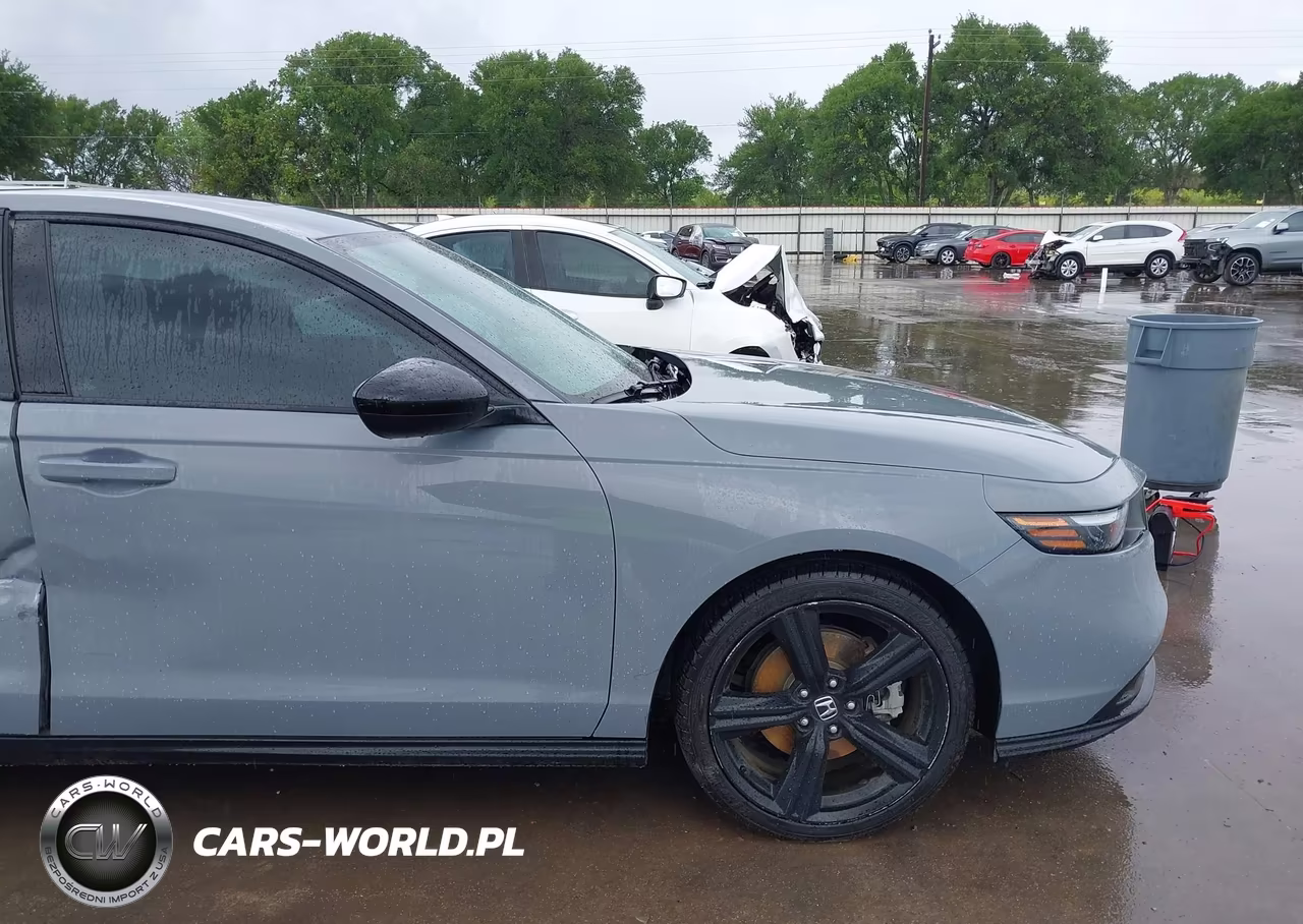 2023 Honda Accord Hybrid Sport-L VIN:1HGCY2F76PA043592 - 19