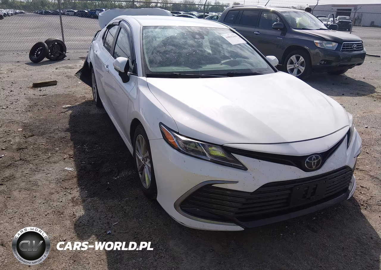 2023 Toyota Camry Le