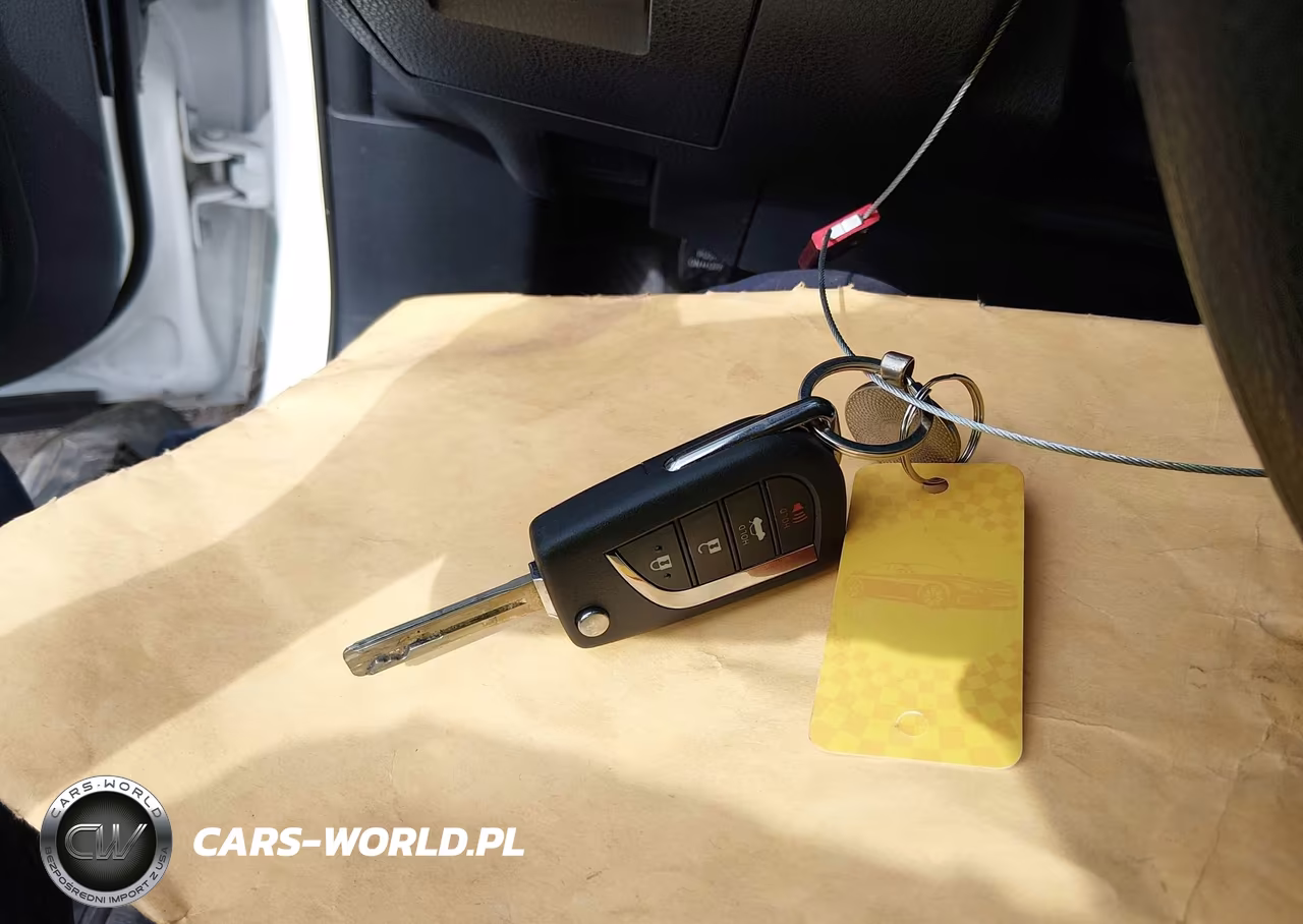 2023 Toyota Camry Le VIN:4T1C11AK8PU807140 - 11
