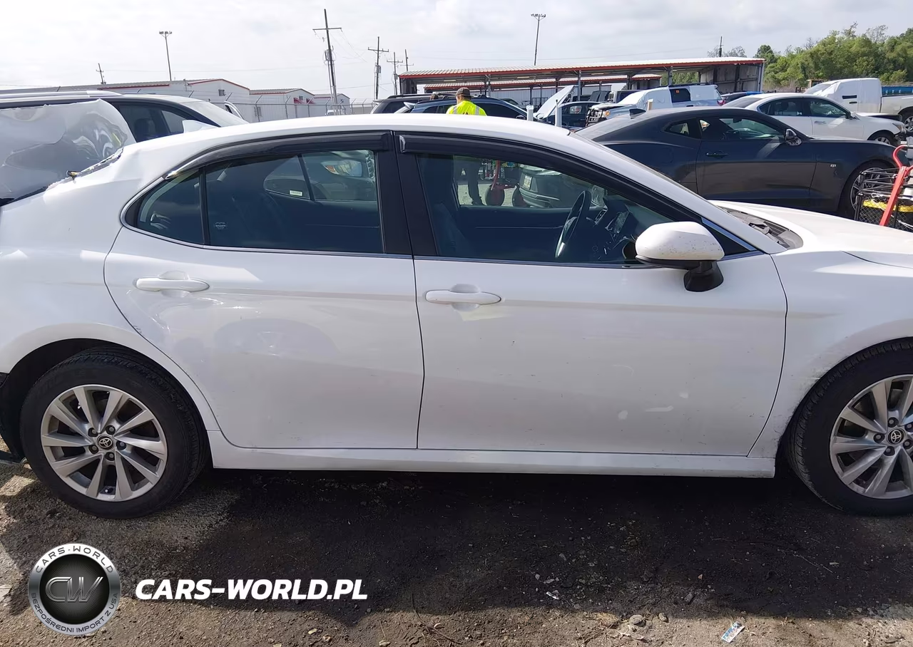 2023 Toyota Camry Le VIN:4T1C11AK8PU807140 - 13