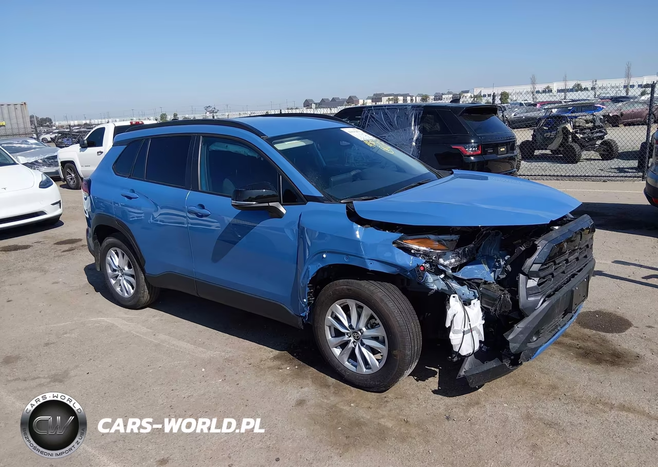 2026 Toyota Corolla Cross Le – zdjęcie 1 z 16