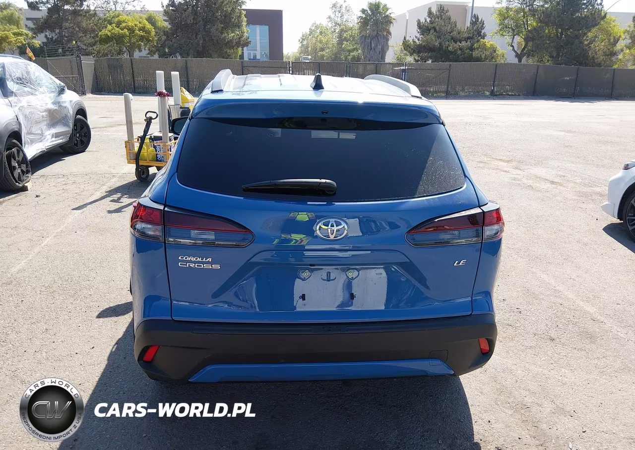 2026 Toyota Corolla Cross Le VIN:7MUCAAAG7TV151923 - 16