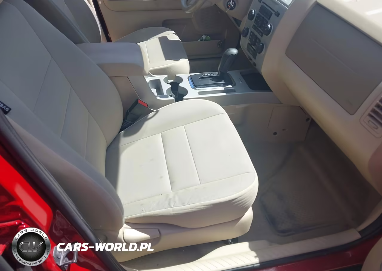 2010 Ford Escape Xlt VIN:1FMCU0D76AKC63460 - 5