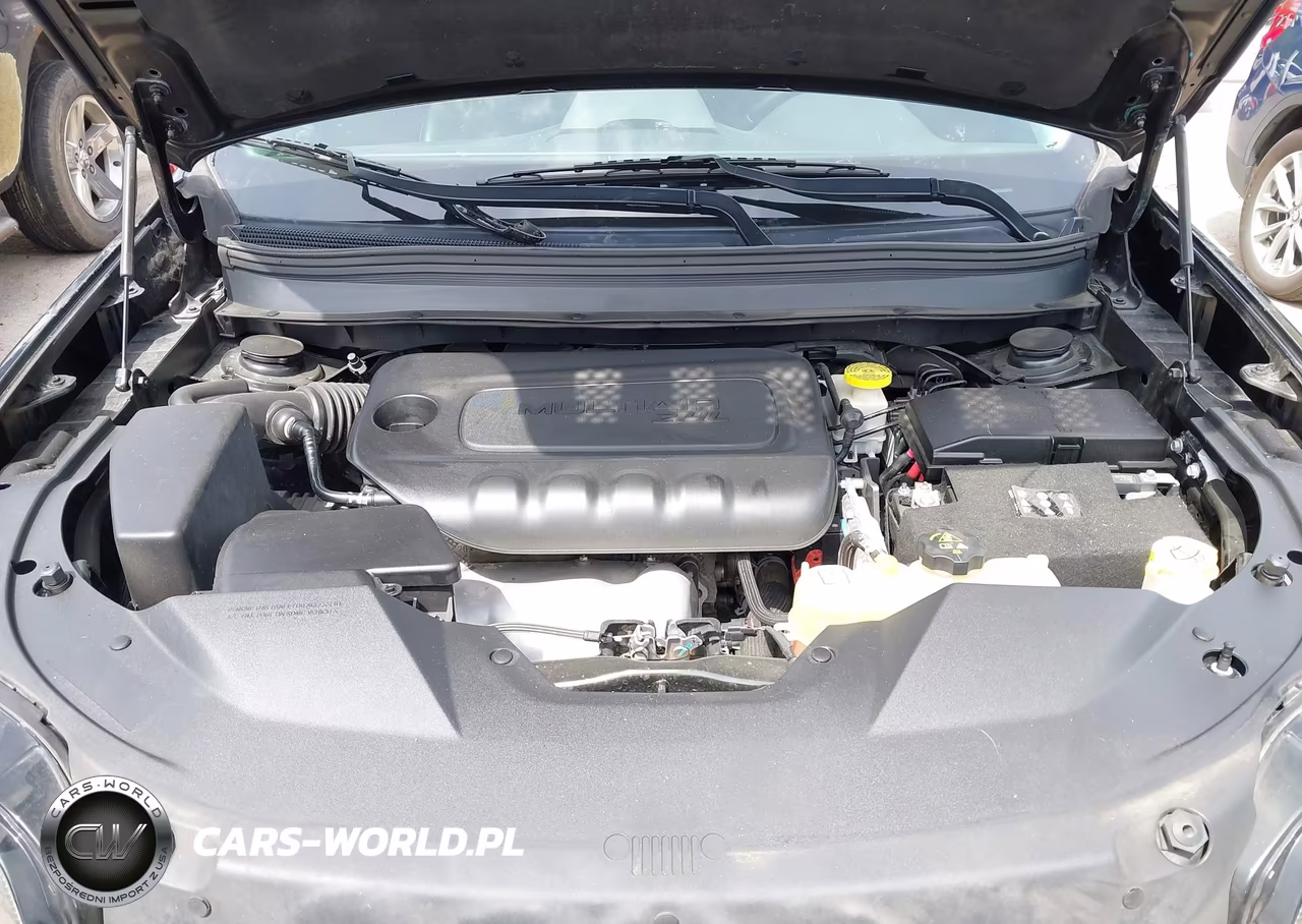 2019 Jeep Cherokee Latitude Plus Fwd VIN:1C4PJLLB5KD278494 - 10