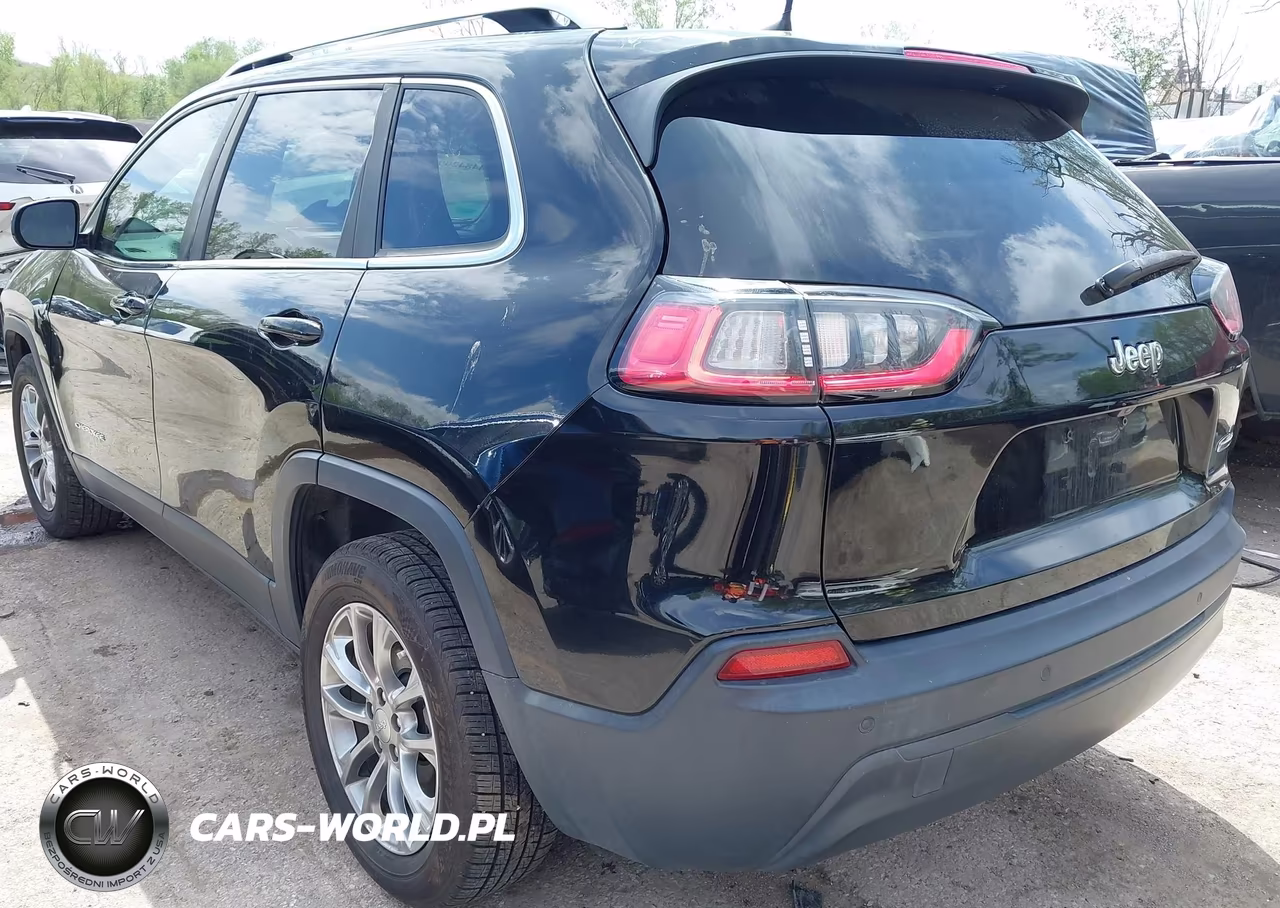 2019 Jeep Cherokee Latitude Plus Fwd VIN:1C4PJLLB5KD278494 - 3