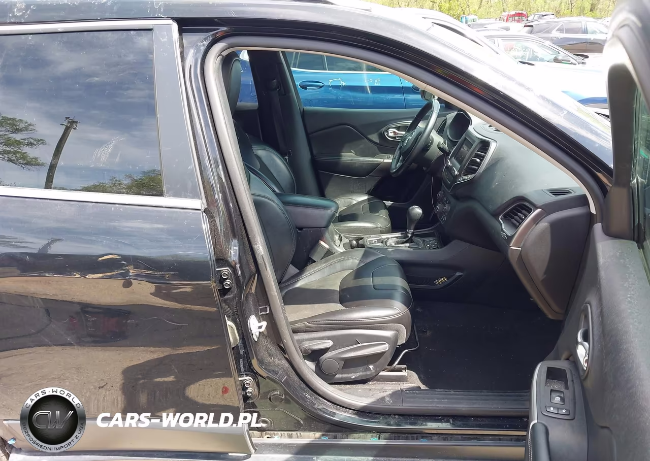 2019 Jeep Cherokee Latitude Plus Fwd VIN:1C4PJLLB5KD278494 - 5