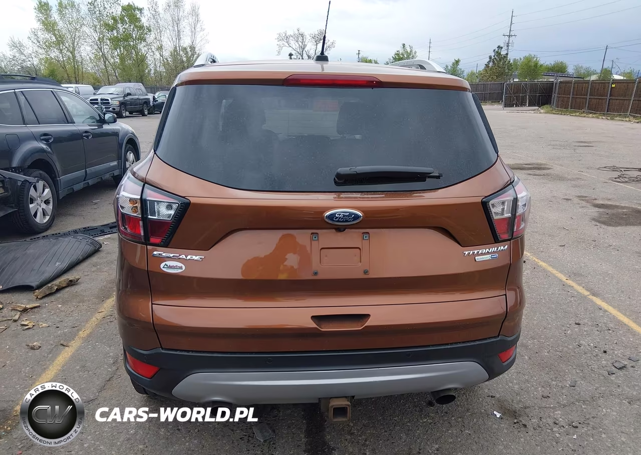 2017 Ford Escape Titanium VIN:1FMCU9J9XHUD11244 - 16