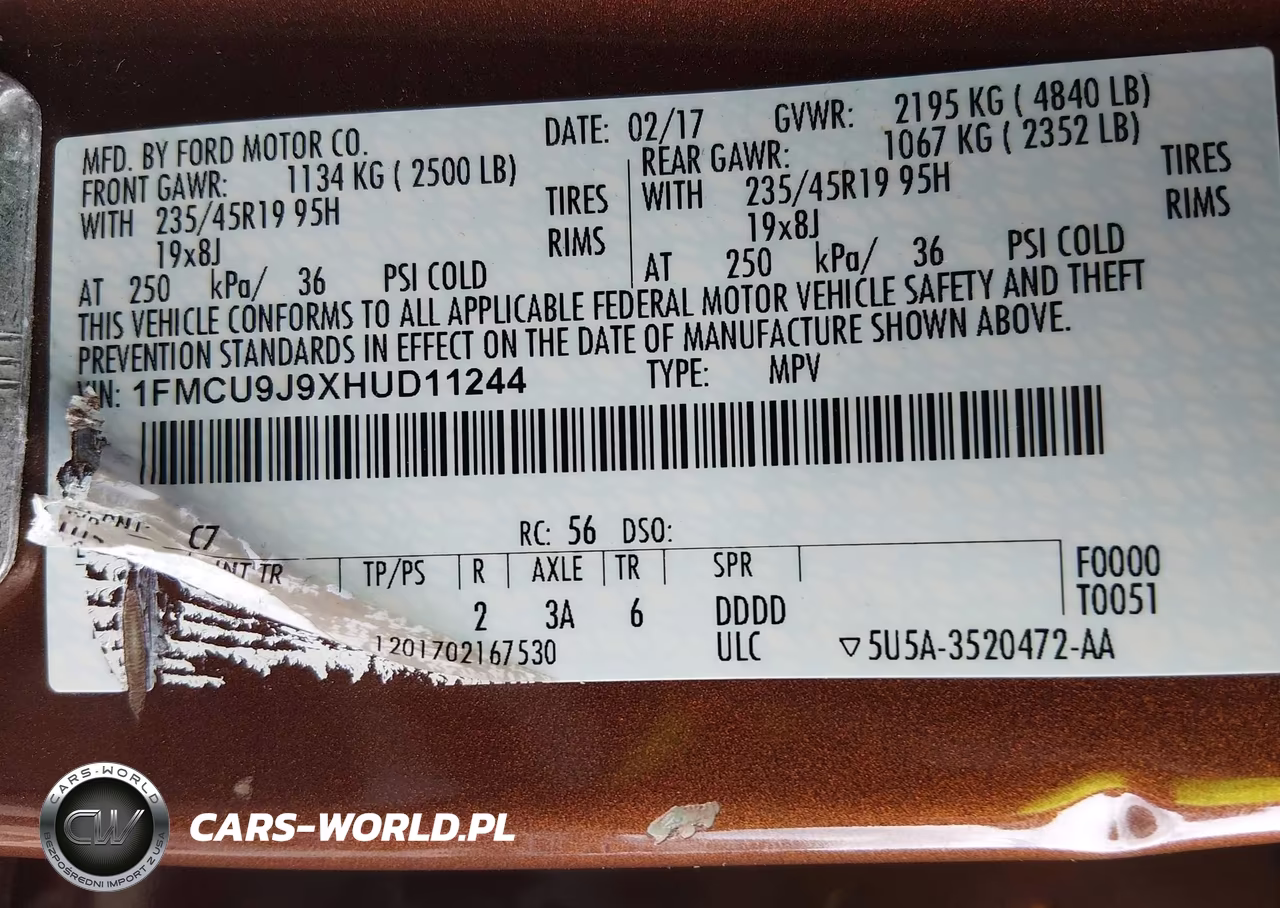 2017 Ford Escape Titanium VIN:1FMCU9J9XHUD11244 - 9
