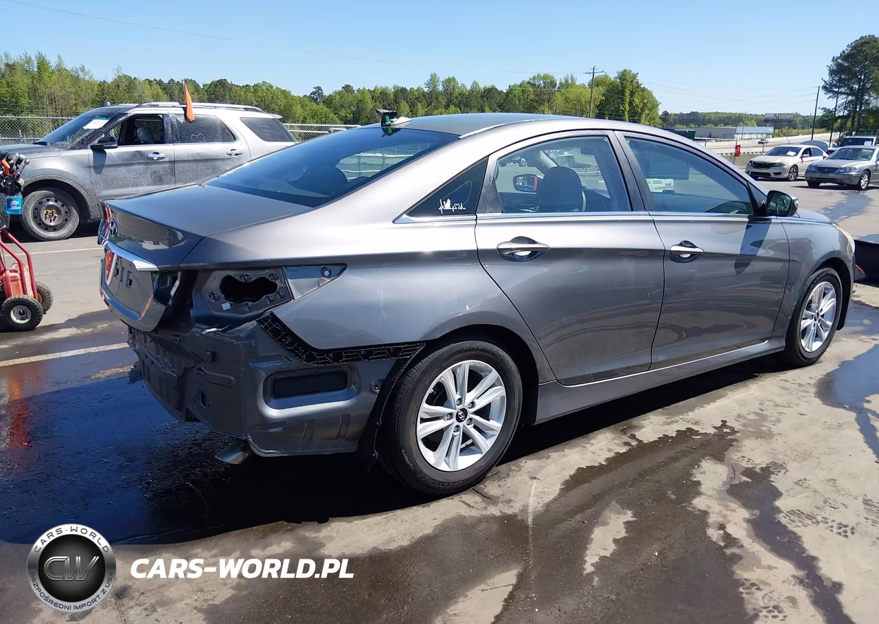 2014 Hyundai Sonata Gls VIN:5NPEB4AC1EH885447 - 4