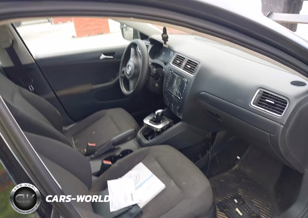 2011 Volkswagen Jetta 2.0L S VIN:3VW2K7AJ8BM060737 - 5