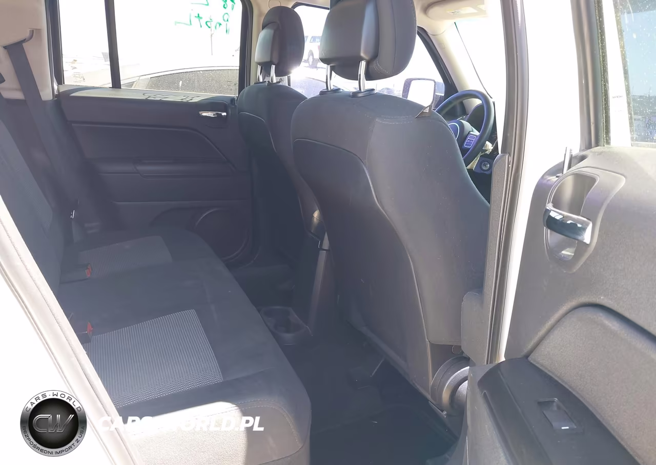 2015 Jeep Patriot Altitude Edition VIN:1C4NJRBB6FD216636 - 8
