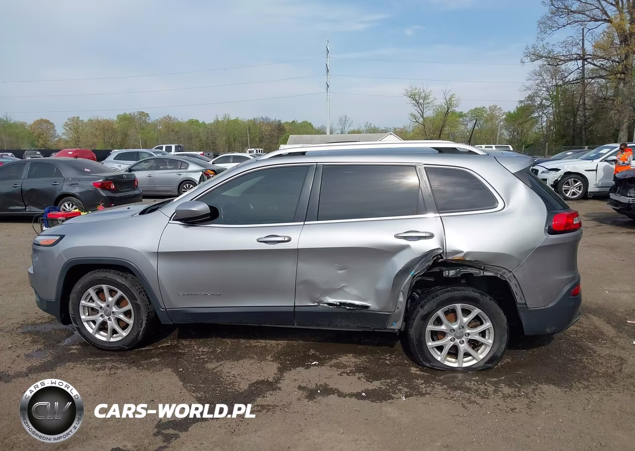2017 Jeep Cherokee Latitude Fwd VIN:1C4PJLCB4HW603584 - 14