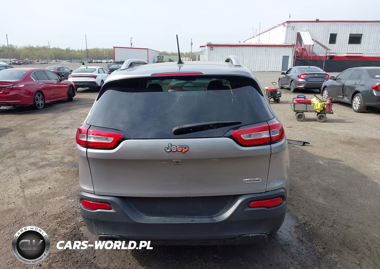 2017 Jeep Cherokee Latitude Fwd VIN:1C4PJLCB4HW603584 - 16