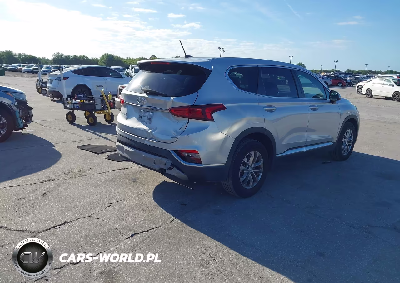 2019 Hyundai Santa Fe Se VIN:5NMS23AD7KH080485 - 4