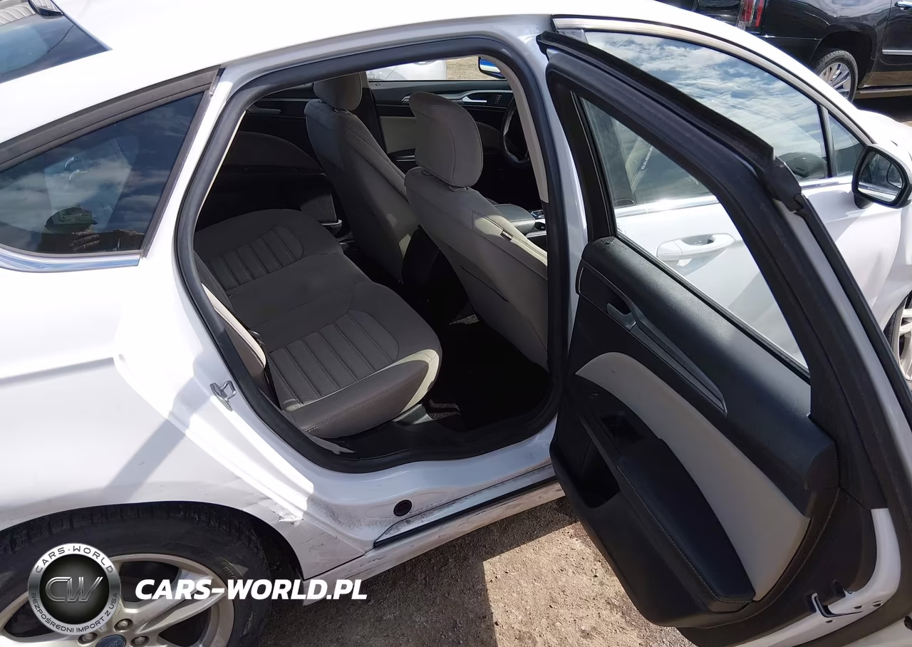 2018 Ford Fusion Hybrid S VIN:3FA6P0UU7JR101174 - 8