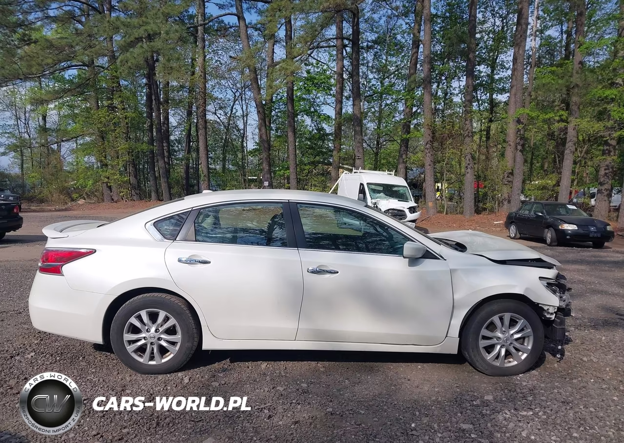 2014 Nissan Altima 2.5 S VIN:1N4AL3AP0EC294536 - 13