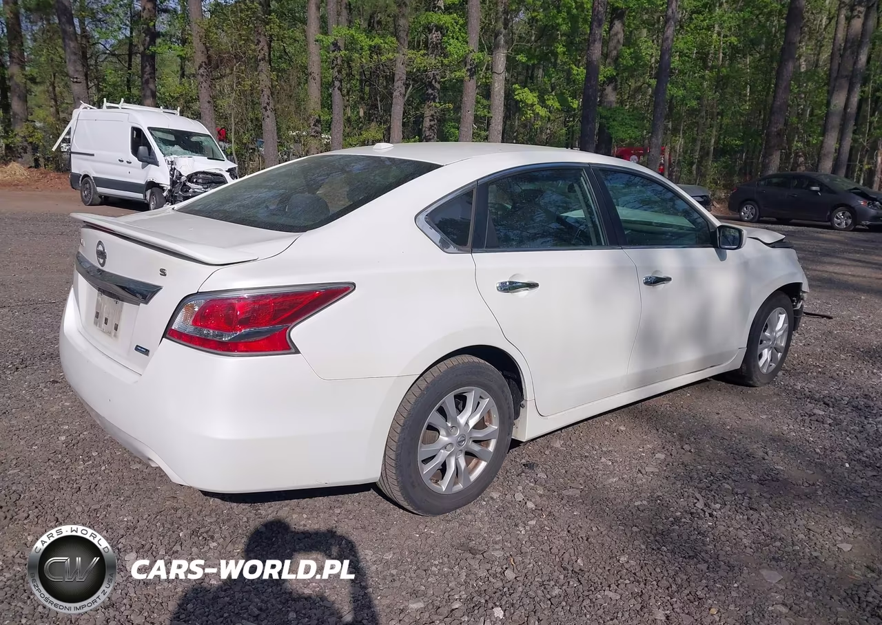 2014 Nissan Altima 2.5 S VIN:1N4AL3AP0EC294536 - 4
