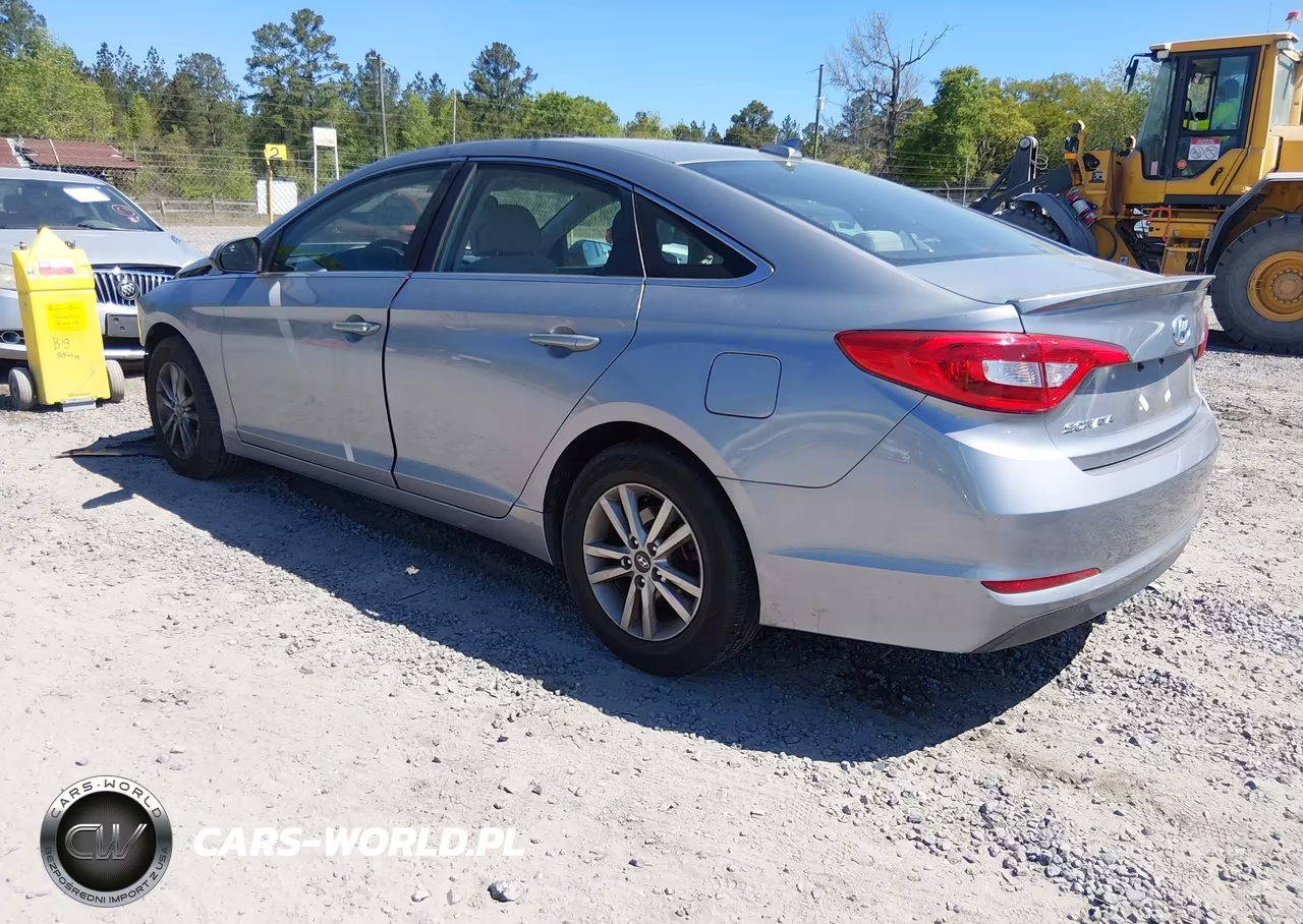 2016 Hyundai Sonata Se VIN:5NPE24AF2GH388663 - 3