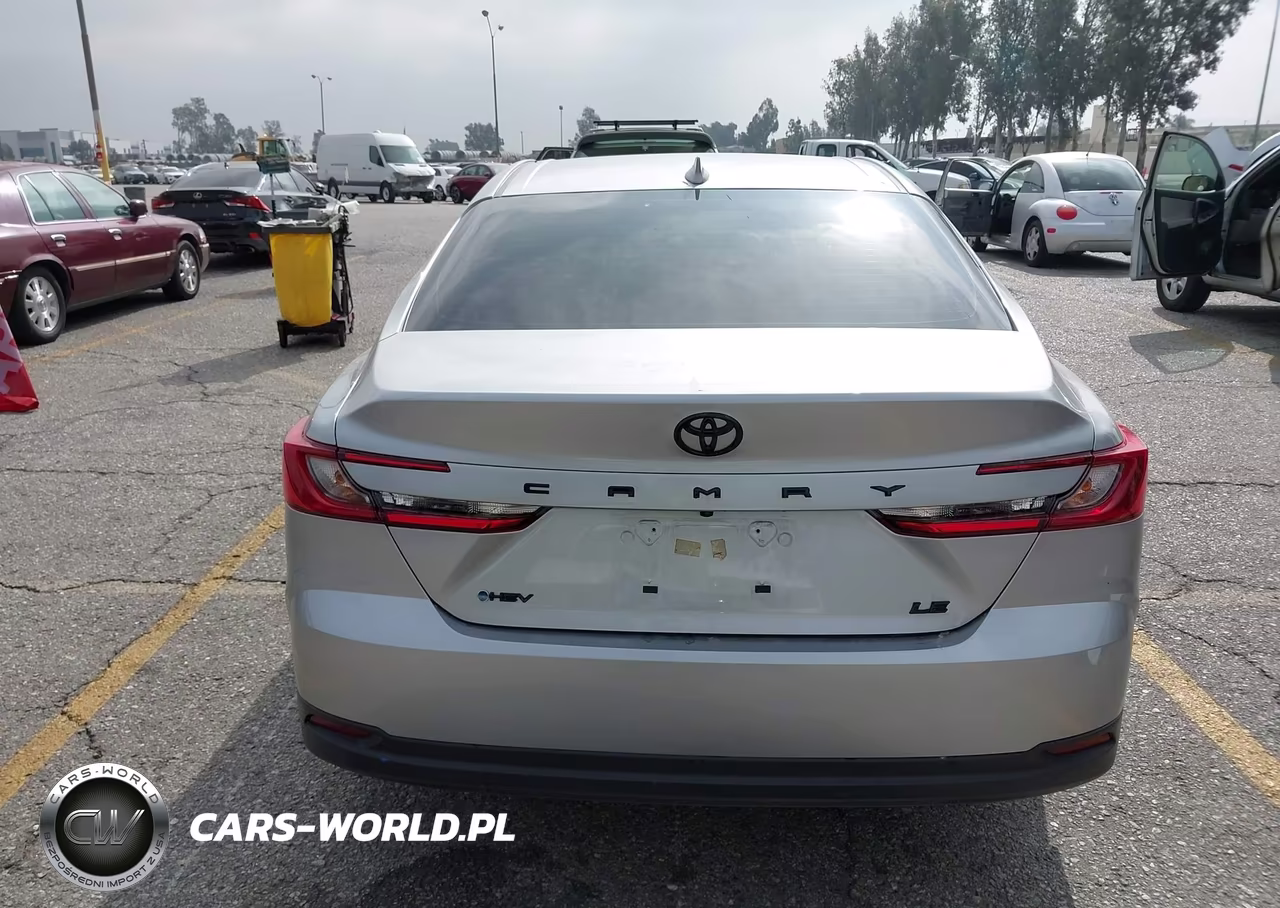 2025 Toyota Camry Le VIN:4T1DAACK7SU607201 - 16