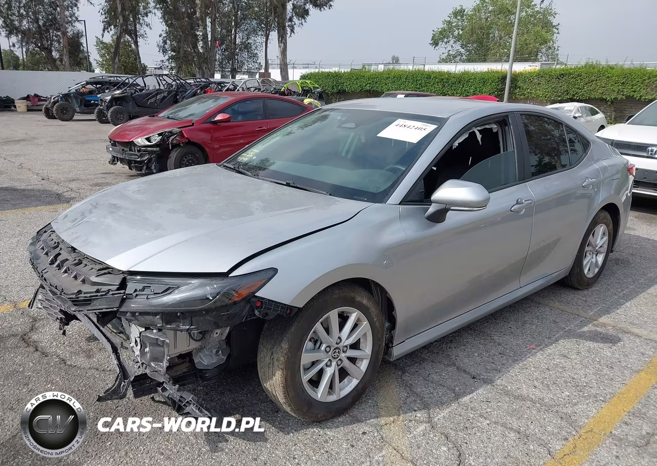 2025 Toyota Camry Le VIN:4T1DAACK7SU607201 - 2
