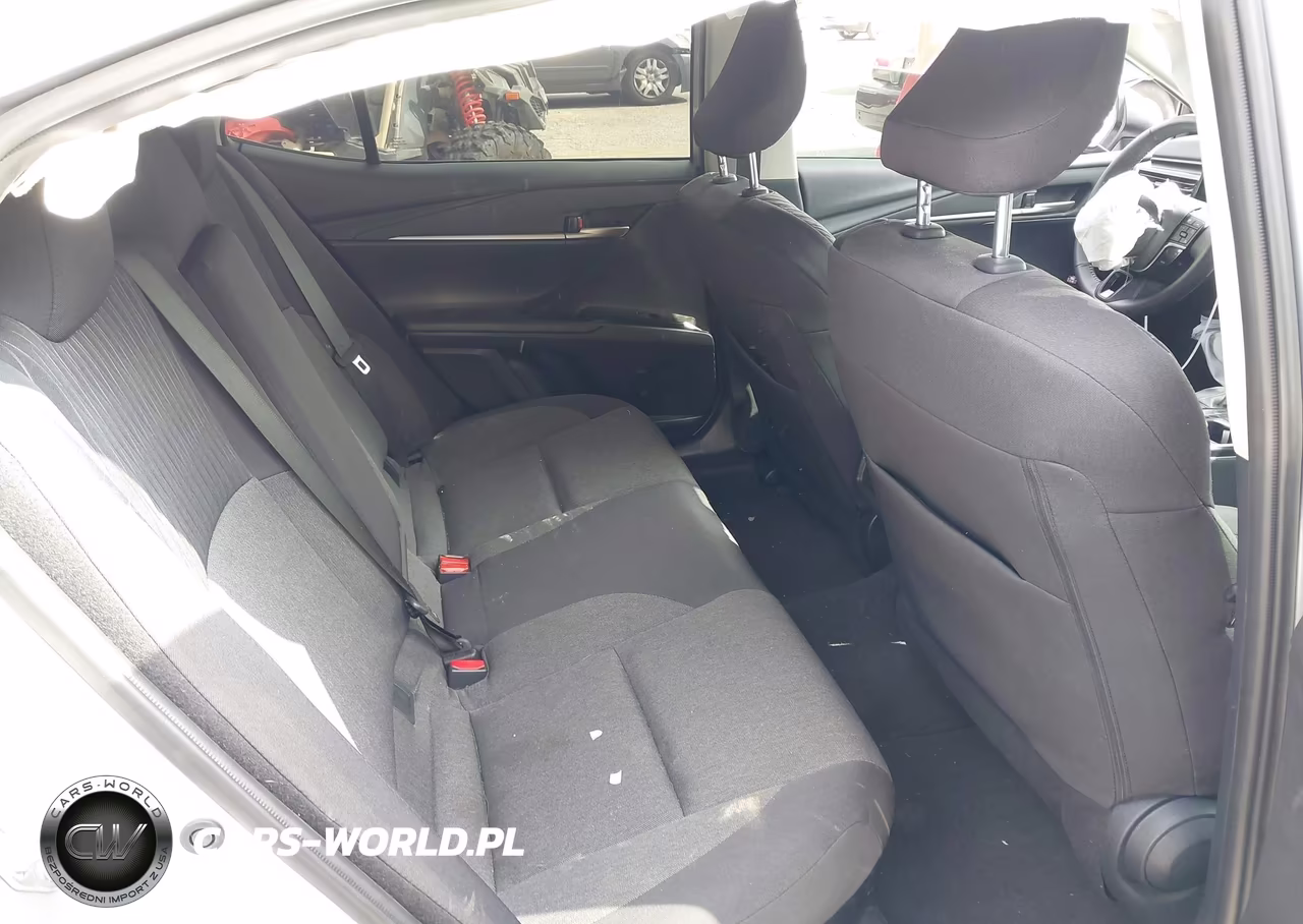 2025 Toyota Camry Le VIN:4T1DAACK7SU607201 - 8