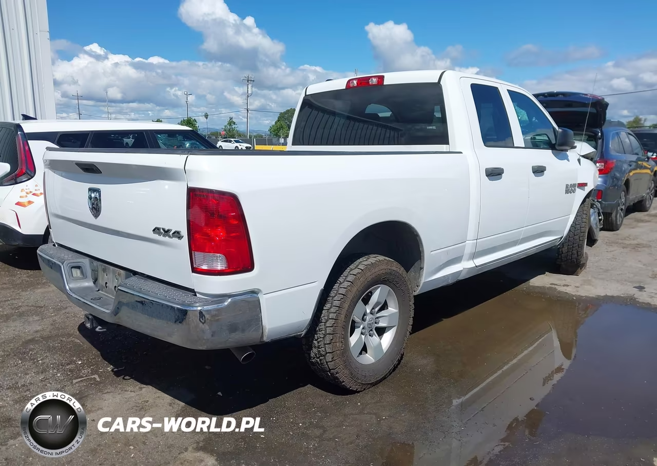 2015 Ram 1500 Tradesman VIN:1C6RR7FMXFS615885 - 4