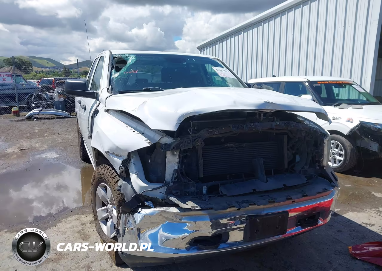 2015 Ram 1500 Tradesman VIN:1C6RR7FMXFS615885 - 6