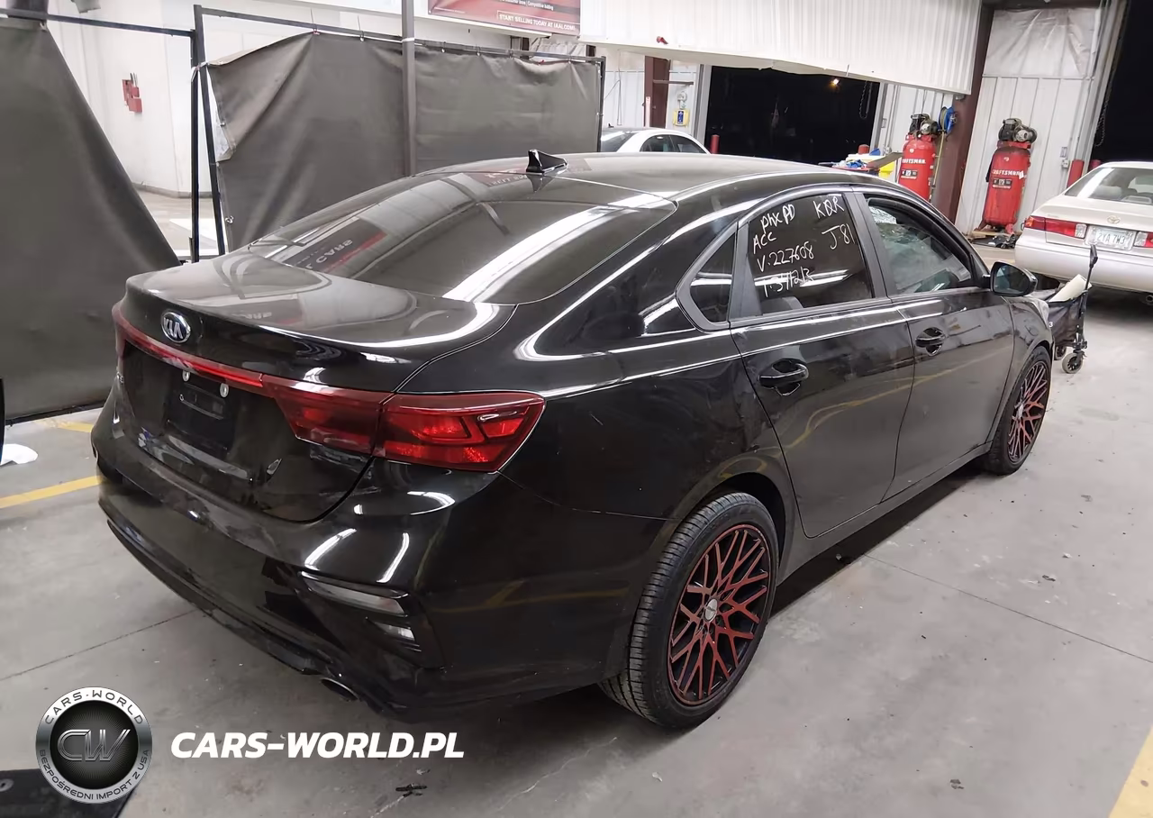 2020 Kia Forte Lxs VIN:3KPF24ADXLE227608 - 4