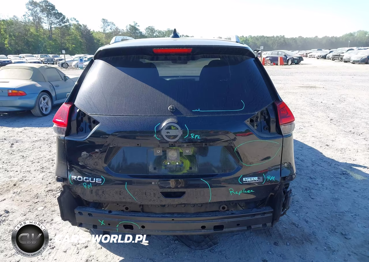 2019 Nissan Rogue S VIN:JN8AT2MT5KW267408 - 17