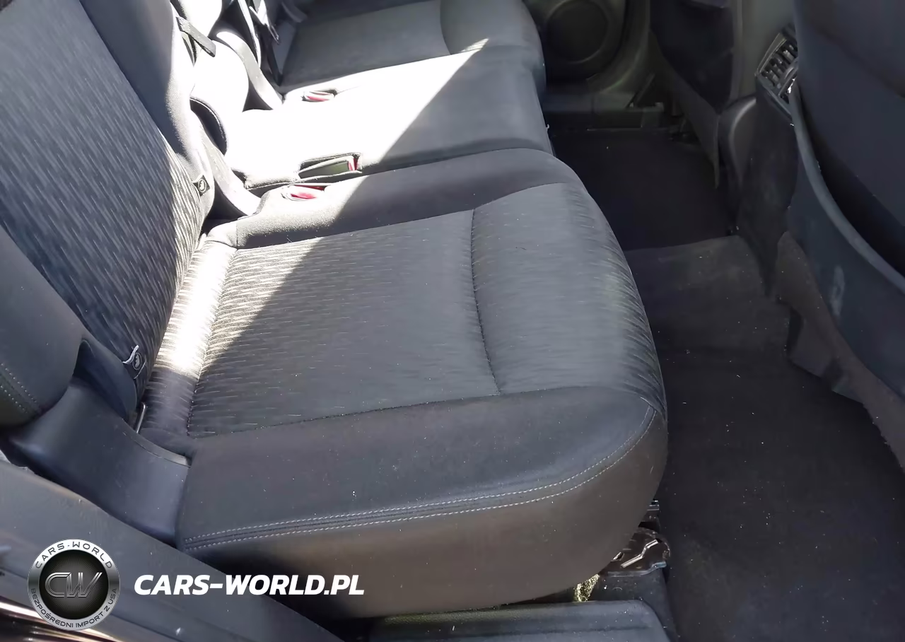 2019 Nissan Rogue S VIN:JN8AT2MT5KW267408 - 8