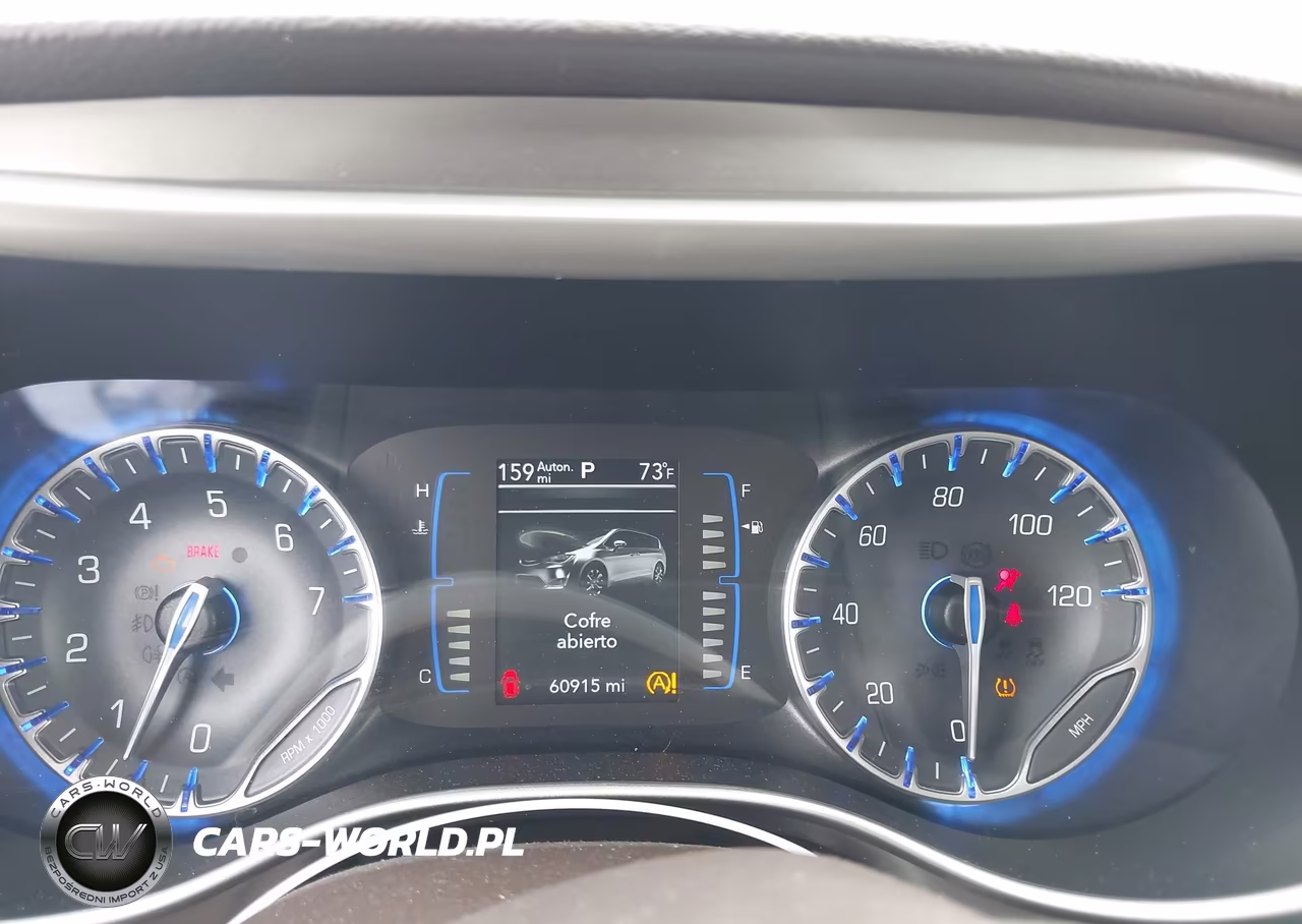 2018 Chrysler Pacifica Touring L VIN:2C4RC1BG6JR112372 - 7