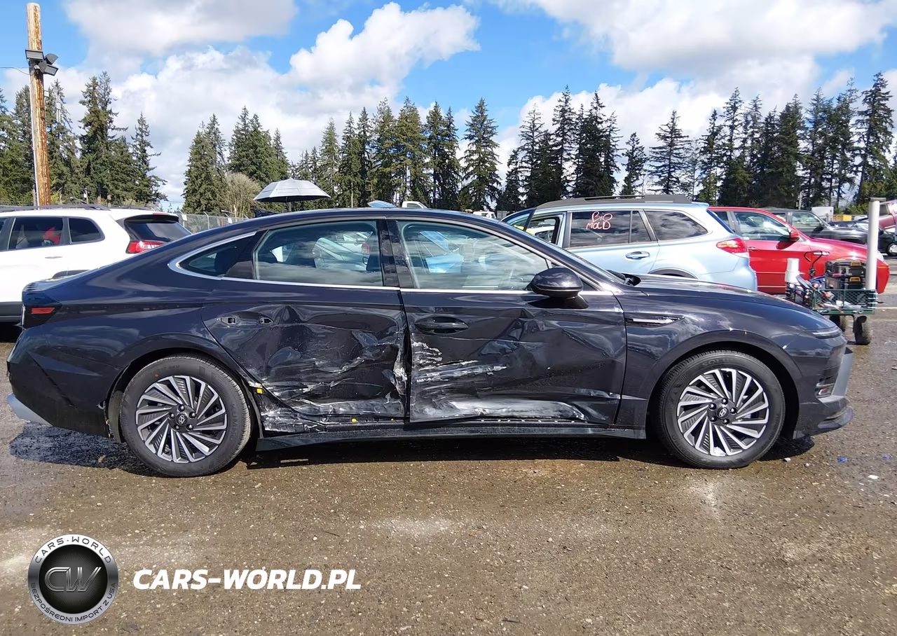2026 Hyundai Sonata Hybrid Sel VIN:KMHL34JJ5TA136332 - 13