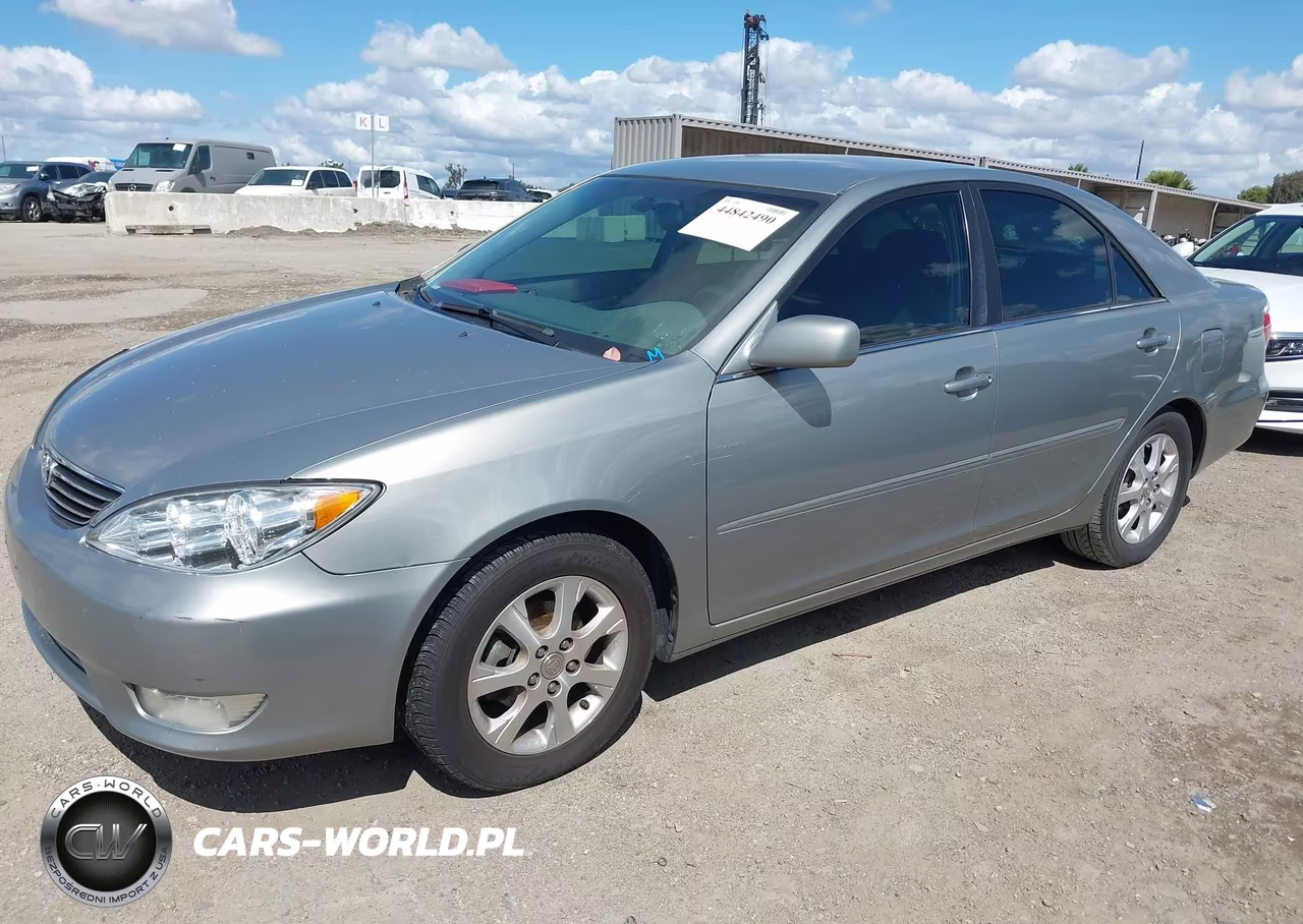 2005 Toyota Camry Xle VIN:4T1BE32K45U534138 - 2