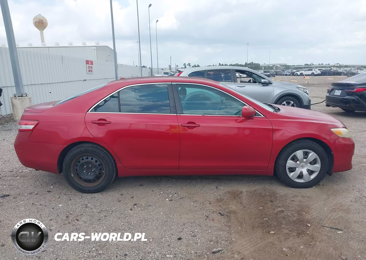 2010 Toyota Camry Le VIN:4T4BF3EK3AR010102 - 13