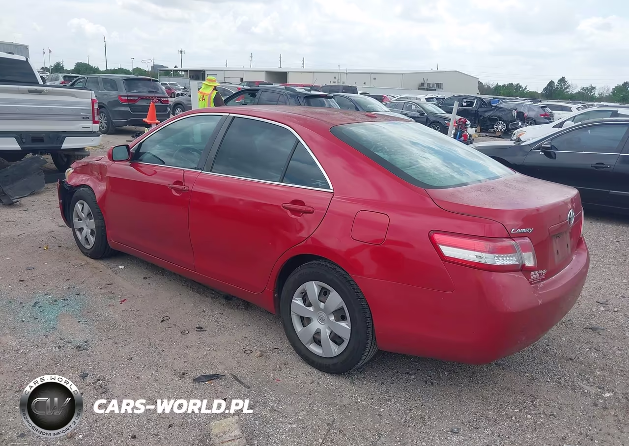 2010 Toyota Camry Le VIN:4T4BF3EK3AR010102 - 3