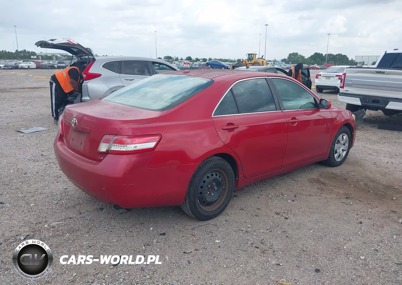 2010 Toyota Camry Le VIN:4T4BF3EK3AR010102 - 4