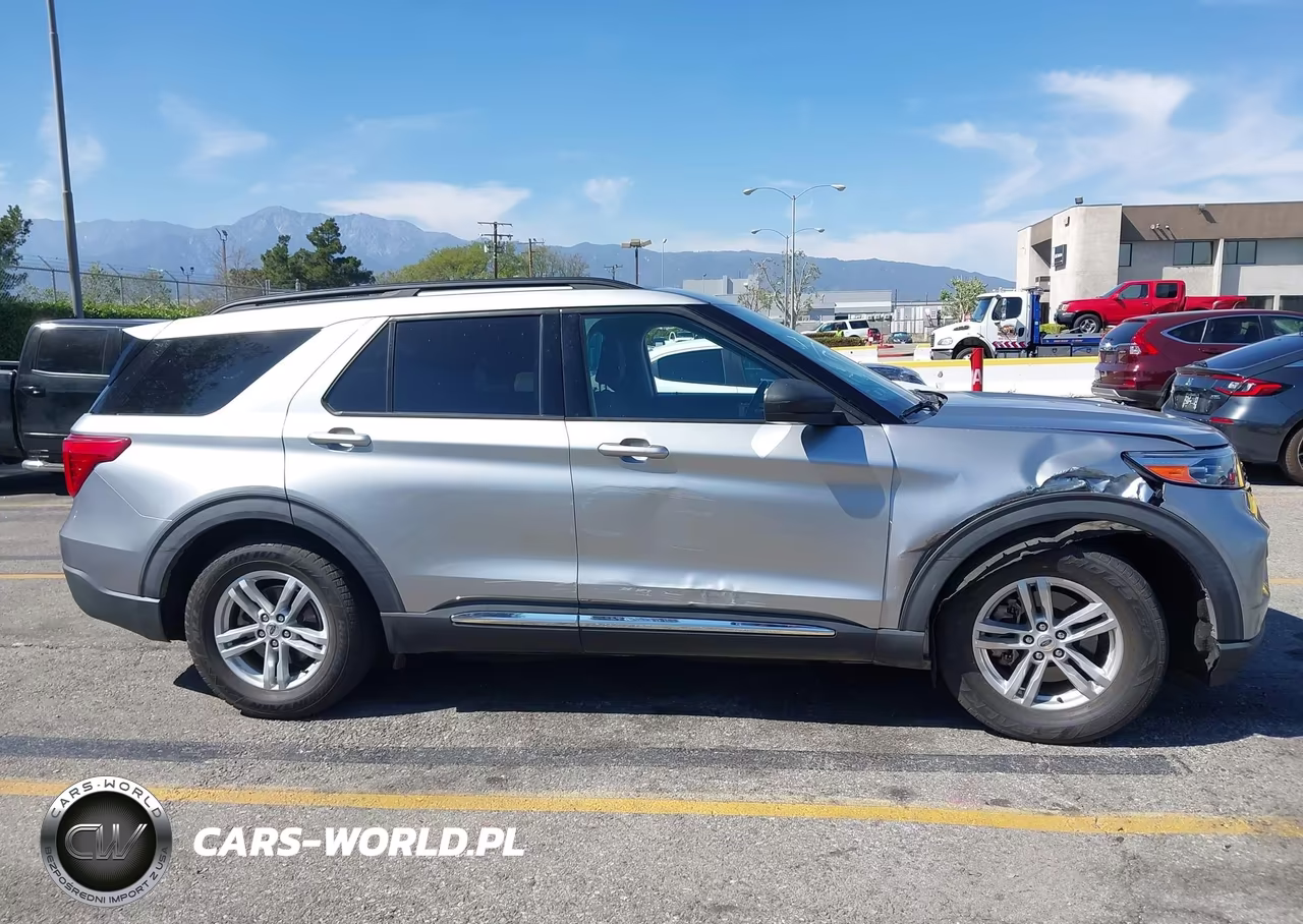 2021 Ford Explorer Xlt VIN:1FMSK7DHXMGA83747 - 13