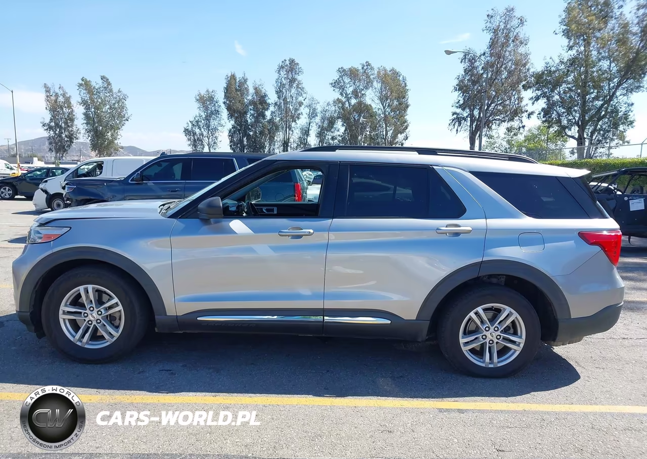 2021 Ford Explorer Xlt VIN:1FMSK7DHXMGA83747 - 14