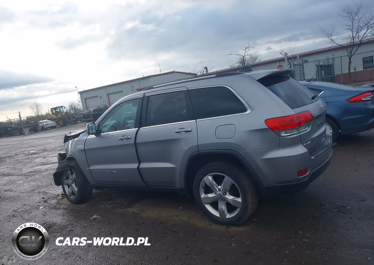 2014 Jeep Grand Cherokee Laredo VIN:1C4RJFAG4EC334136 - 14