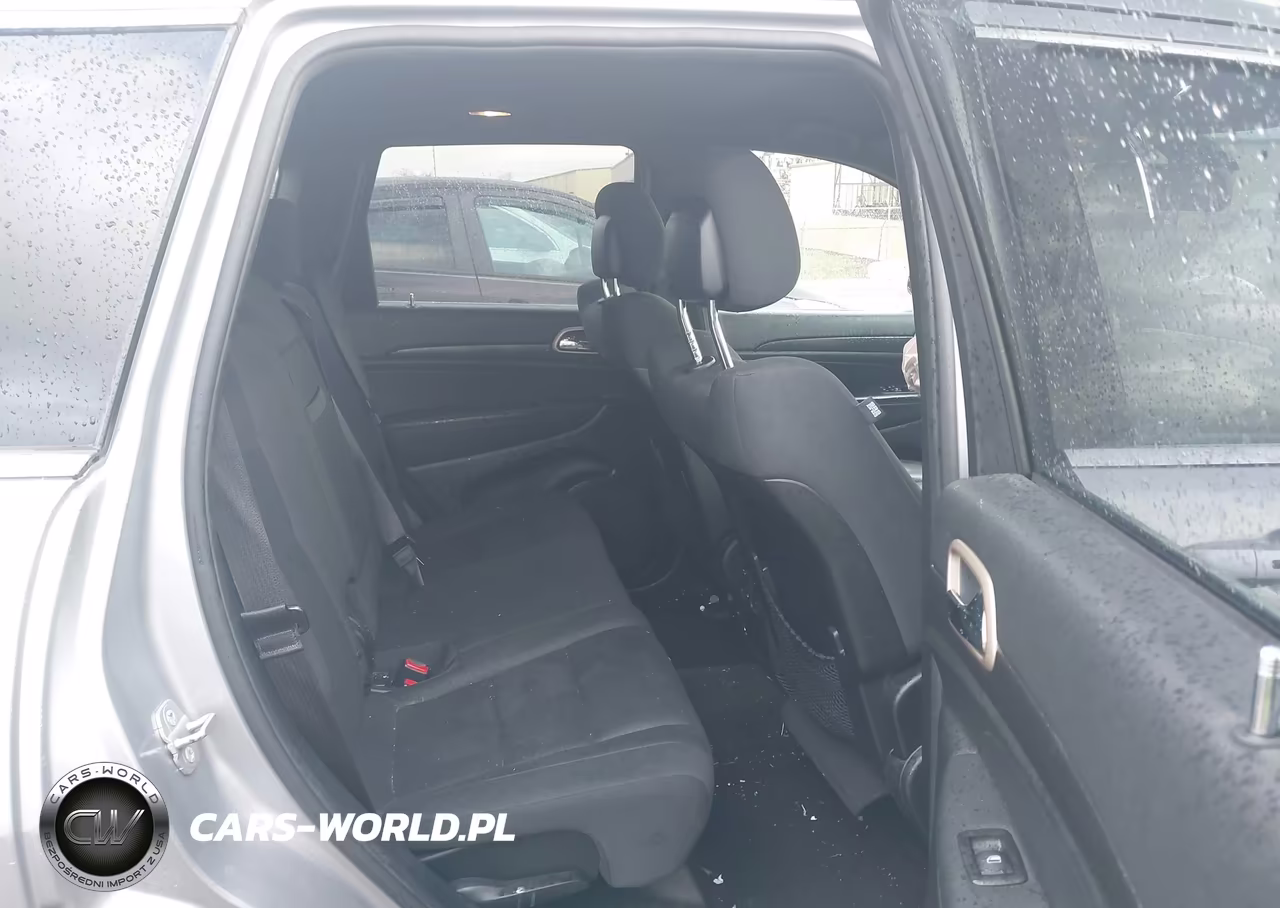 2014 Jeep Grand Cherokee Laredo VIN:1C4RJFAG4EC334136 - 8