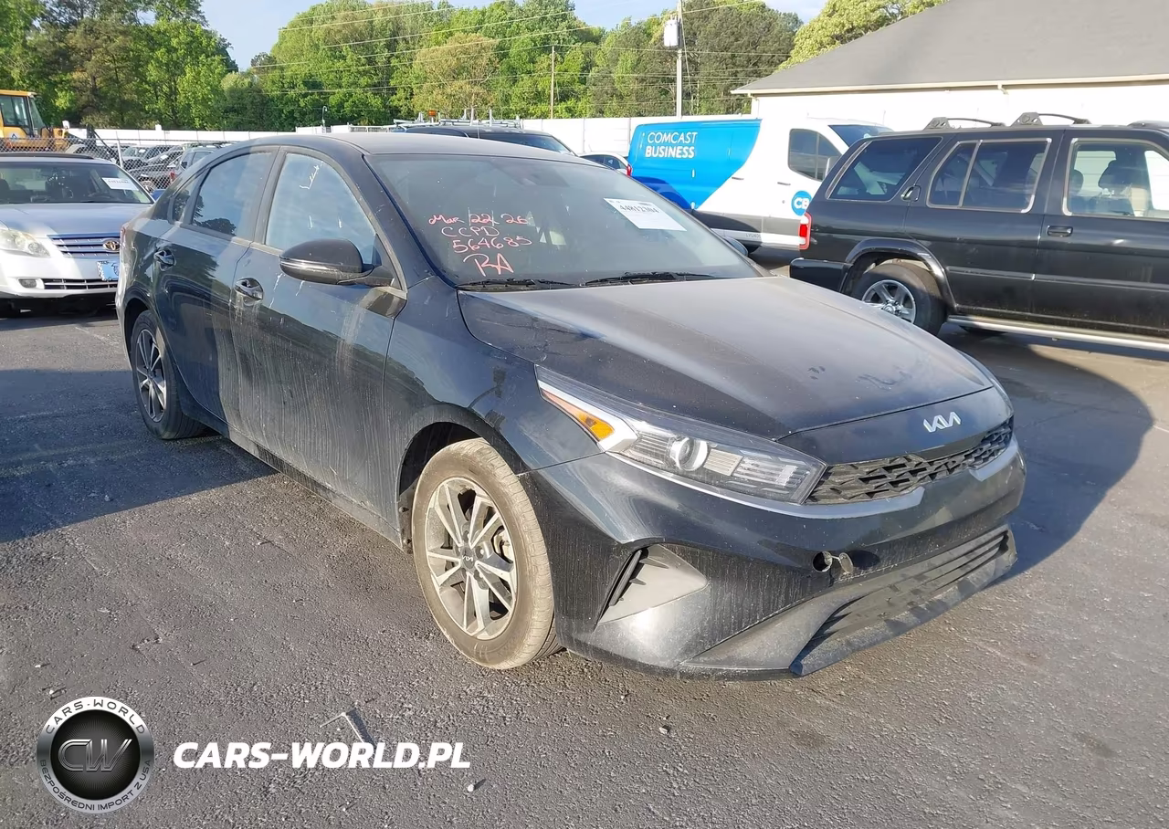 2023 Kia Forte Lxs