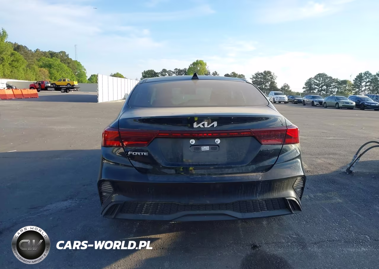 2023 Kia Forte Lxs VIN:3KPF24AD6PE564685 - 16